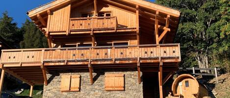 Chalet | Exterior