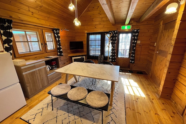 2 bedrooms, WiFi (free)