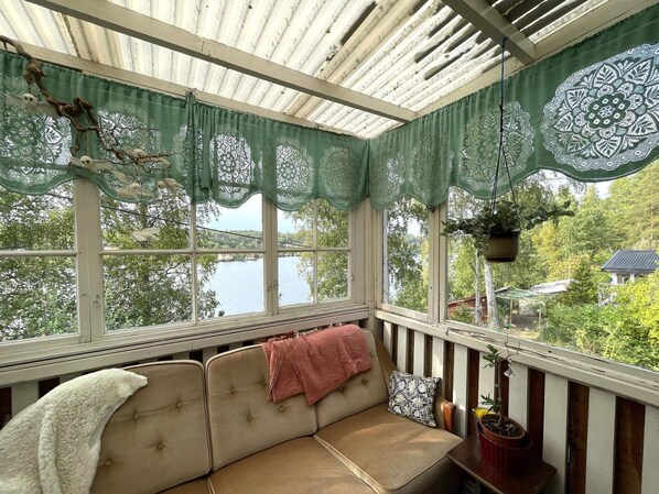 House | Exterior - 3 Person Holiday Home in ABY (Aby)