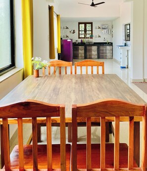 Dining - Aamra ghar by evaddo stays (Mandrem)