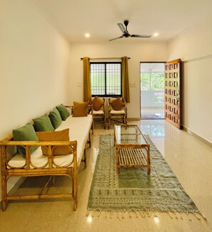 Leilighet – deluxe, balkong | Oppholdsrom