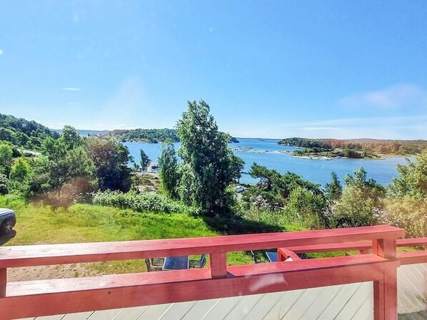 View from property - 4 Star Holiday Home in Tjorn (Myggenäs)