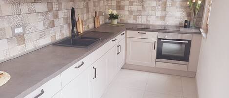 Appartement, vue mer | Cuisine privée