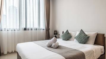 Leilighet – comfort, 1 queensize-seng, elveutsikt | 1 soverom, strykejern/-brett, wi-fi (inkludert) og sengetøy