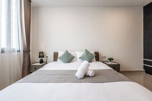 คอมฟอร์ทคอนโด, เตียงควีนไซส์ 1 เตียง, วิวแม่น้ำ | 1 ห้องนอน, เต ารีด/โต๊ะรีดผ้า, Wi-Fi ฟรี, ผ้าปูที่นอน