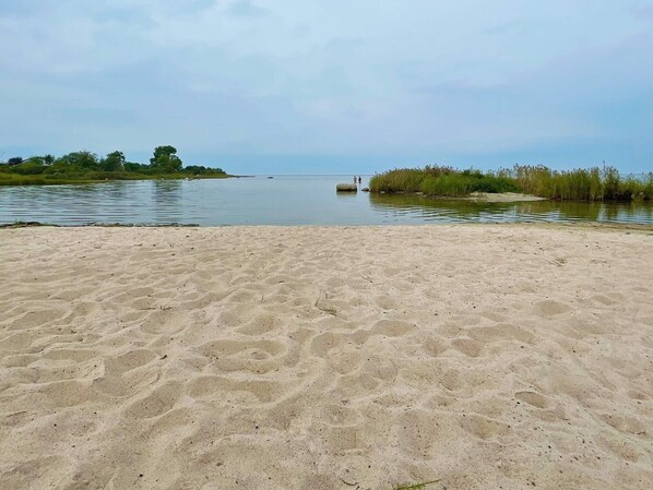 Beach - 8 Person Holiday Home in Borgholm (Borgholm)