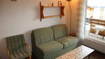 Apartment | Living room