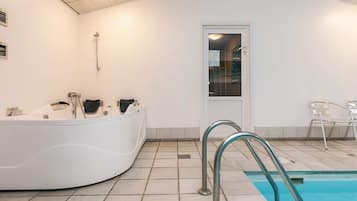 House | Spa treatment