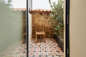 Basic Double or Twin Room | Blackout drapes, iron/ironing board, free WiFi, bed sheets