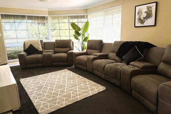 Huge theatre room, spacious with comfy recliners