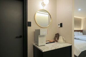 Deluxe Twin Room, Non Smoking