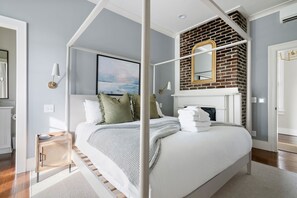 11 habitaciones, tabla de planchar con plancha, wifi y ropa de cama