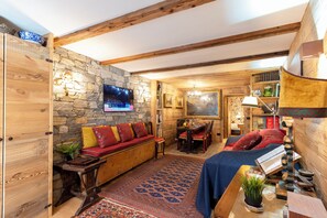 Flat-screen TV - Beautiful Flat In Courmayeur (Courmayeur)
