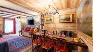 Apartamento de lujo, 2 habitaciones, microondas (Beautiful Apartment In Courmayeur) | Restauración