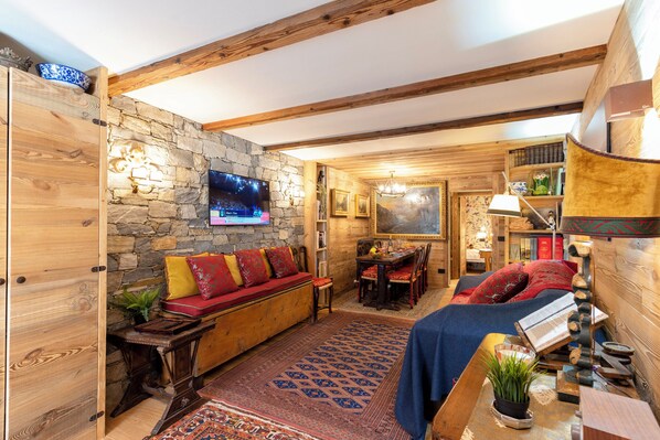 Appartement Luxe, plusieurs chambres (Beautiful Flat In Courmayeur) | Coin séjour