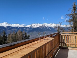 View from property - Lavish Apartment Near Ski-slope (Veysonnaz)