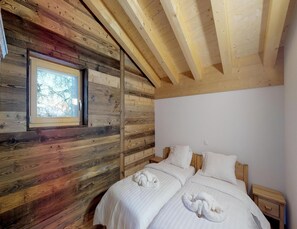 4 bedrooms, individually furnished - Lavish Apartment Near Ski-slope (Veysonnaz)