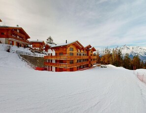 Exterior - Lavish Apartment Near Ski-slope (Veysonnaz)