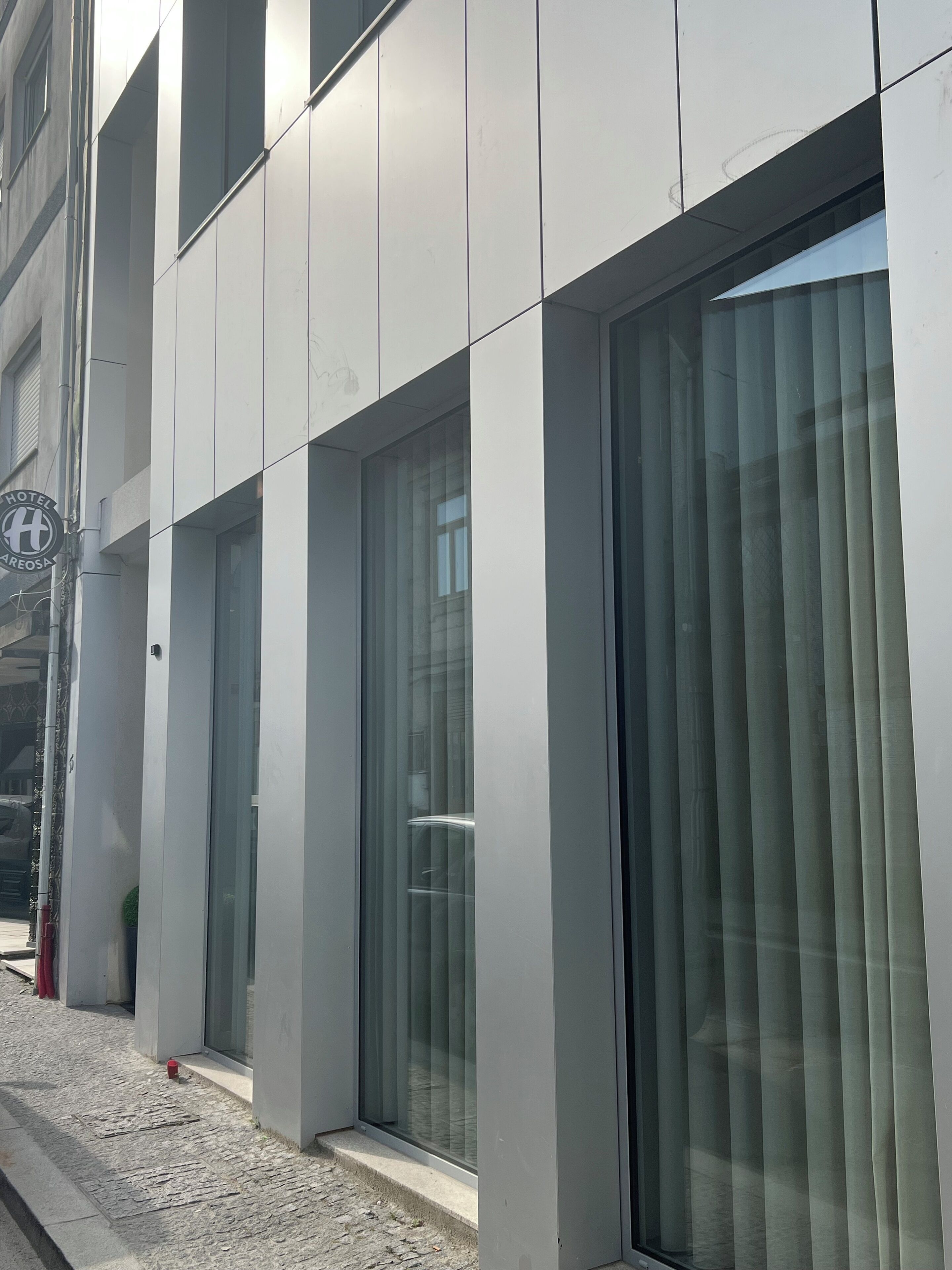 Façana frontal de l'allotjament