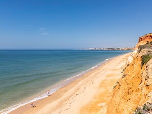 Beach - Jadlyn Orange Apartment, Falésia Beach, Albufeira (Albufeira)