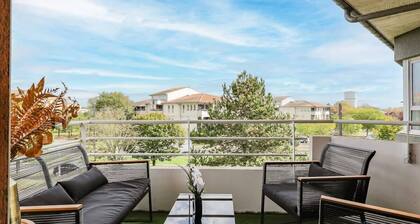 Montaigne -Blagnac â Parking, piscine & tram Ă pied