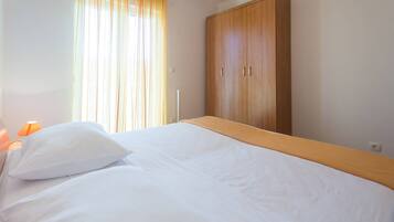Apartment (Comfort Two Bedroom Apartment (Owner ) | 12 bedrooms, cots/infant beds, free WiFi