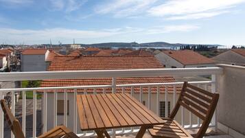 Apartment (Premium Two Bedroom Apartment (Owner ) | Balcony