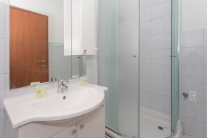 Apartment (Premium Two Bedroom Apartment (Owner ) | Bathroom