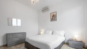 Condo, ban công | 1 phòng ngủ, nôi (giường cho trẻ sơ sinh) miễn phí