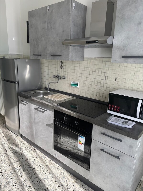 Kondominium, balkon | Dapur pribadi | Lemari es besar, microwave, oven, dan kompor