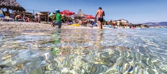 Cozy Beachfront Holiday Home Slatine