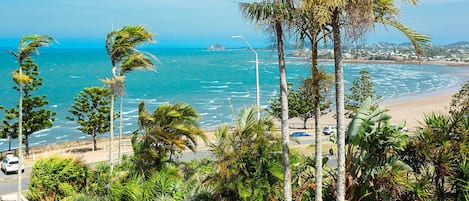 Una playa cerca