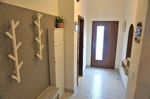 Huoneisto (Two Bedroom Apartment) | 2 makuuhuonetta, vauvansängyt, ilmainen Wi-Fi