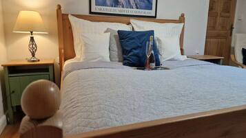 Rumah | 1 kamar tidur dan dilengkapi dengan perabotan berbeda-beda