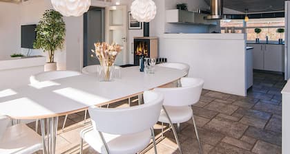 4 Star Holiday Home in Ronde