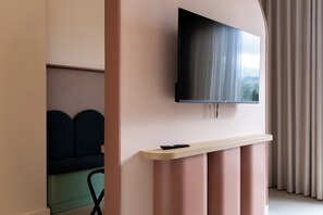 Habitació doble presidencial, balcó, vistes a la badia | Habitacions insonoritzades i wifi gratuïta 