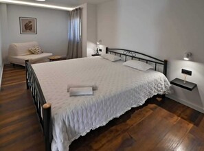 Apartment (One Bedroom Apartment with Terrace) - Luxury Slatine Apartments With Terrace and Garden (Split)
