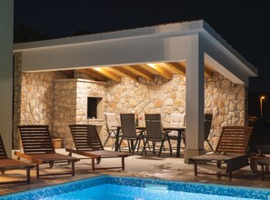 Villa (Five Bedroom Villa with Pool) | Exterior