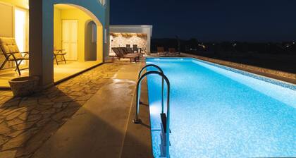 Idyllic Getaway Lovrec Villa With Pool