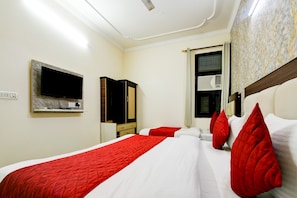 Room, 1 Bedroom, Smoking, Balcony | 1 bedroom - Room-hotel Mayank Residency (New Delhi)