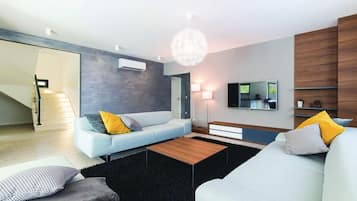 Villa (Eight Bedroom Villa) | Salle de séjour