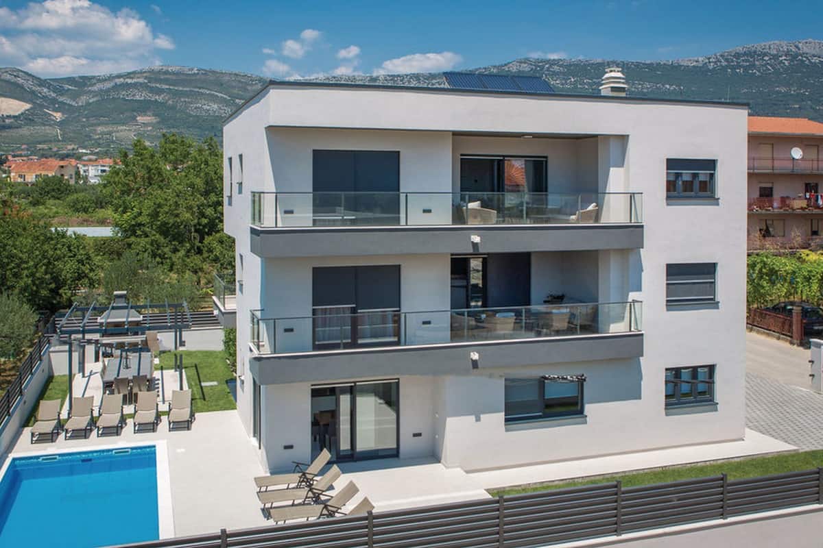 Villa (Eight Bedroom Villa) | Exterior