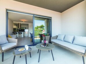 Villa (Eight Bedroom Villa) | Living room | 32-inch flat-screen TV with satellite channels, table tennis - Modern Kastel Villa With Private Pool, Gym, and Large Outdoor Space (Kastela)