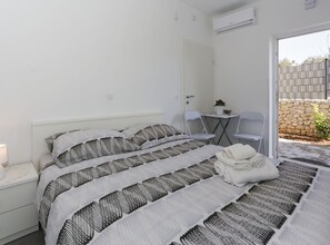 Villa (Three Bedroom Villa with Pool) | 3 bedrooms, cribs/infant beds, free WiFi - Elegant Oasis Vinisce Villa With Pool (Marina)