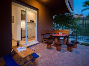 Apartment (Two Bedroom Apartment with Pool) | Balcony - Elegant Hideaway Apartment With Pool (Okrug)