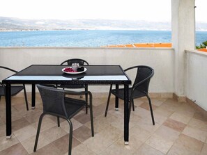Apartment (Standard One Bedroom Apartment (Solli) | Terrace/patio