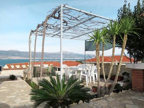 Huoneisto (Comfort One Bedroom Apartment (Sollis) | Terassi/patio