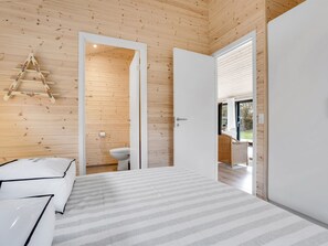 4 bedrooms, WiFi