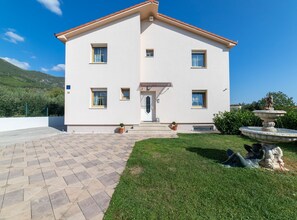 House (Four Bedroom Holiday Home with Pool) | Exterior - Spacious Holiday Home With Pool and Hot Tub in Kastel Stari (Kastela)