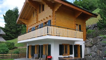 Chalet | Exterior